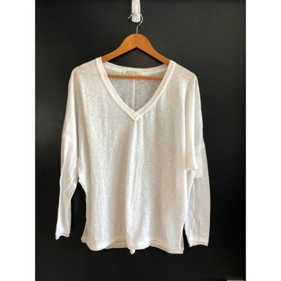NWOT FREE PEOPLE On My Mind V-Neck Shirt LONG SLEEVE TOP - Picture 5 of 9